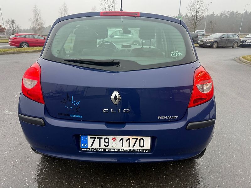 Renault Clio 1,5 DCI - fotka 4 z 11