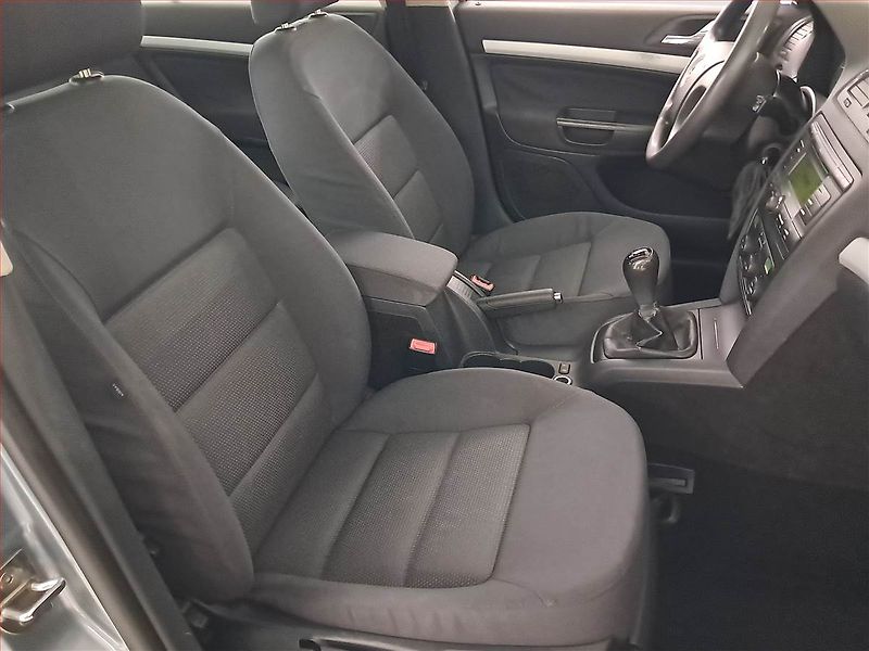 Škoda Octavia (2005) 1.6, po STK, CZ doklady - fotka 9 z 17