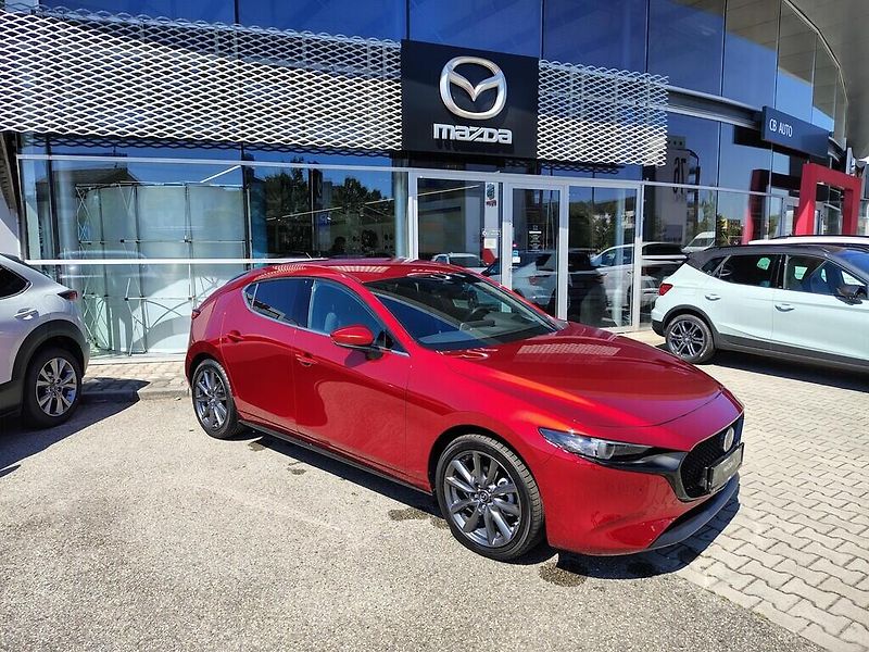 Mazda 3 (2026) 2,5L e-SKYACTIV G - fotka 3 z 8