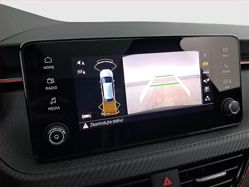 Škoda Scala (2026) 1.0 TSI, MONTE CARLO, AUTOMAT - fotka 16 z 23