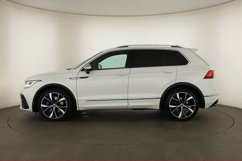 Volkswagen Tiguan (2021) R-Line R 2.0 TSI - fotka 3 z 19