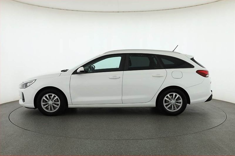 Hyundai i30 (2018) 1.6 CRDi, Serv.kniha, Tempomat - fotka 3 z 15