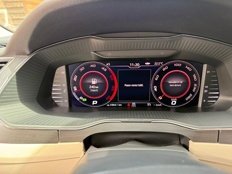 Škoda Superb (2019) - fotka 14 z 18