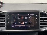 Peugeot 308 (2019) 1.2PT, Allure, AT, navi, TZ - náhled 16