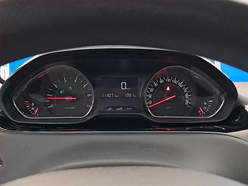 Peugeot 208 (2013) 1.0 VTi, nová STK - fotka 11 z 14