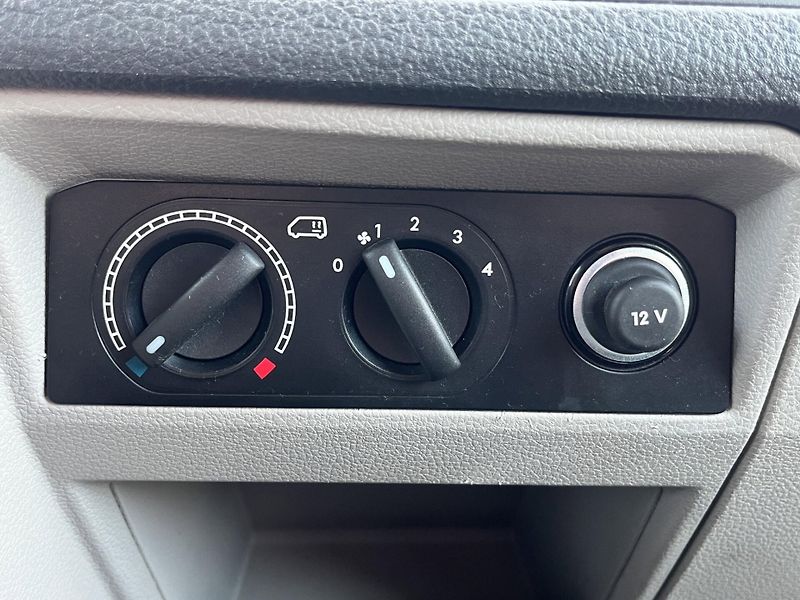 Volkswagen Transporter (2018) T6 2.0 TDi 75kW, Tažné, ČR, DP - fotka 17 z 19