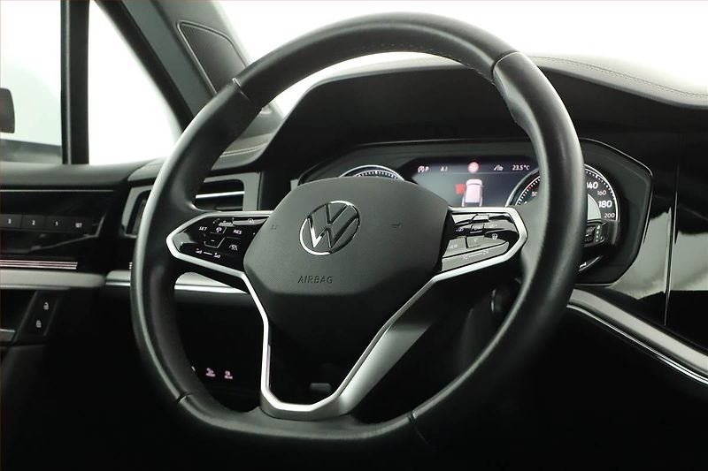 Volkswagen Touareg (2023) 3.0 TDI - fotka 15 z 22