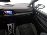 Volkswagen Golf (2023) R-Line 2.0 TDI, Automat - náhled 8