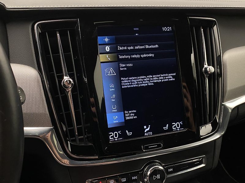 Volvo V90 D4 R-DESIGN AUT REZERVACE - fotka 41 z 47