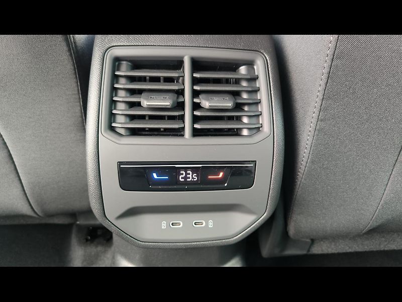 Seat Leon (2026) SP Style 1.5 TSI 115k 6M - fotka 29 z 33