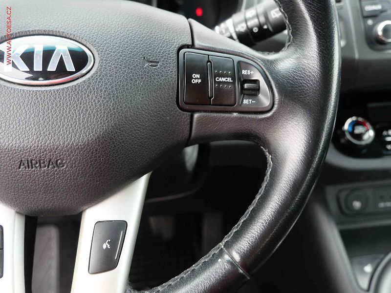 Kia Sportage (2013) 1.6 GDi, ČR - fotka 13 z 21