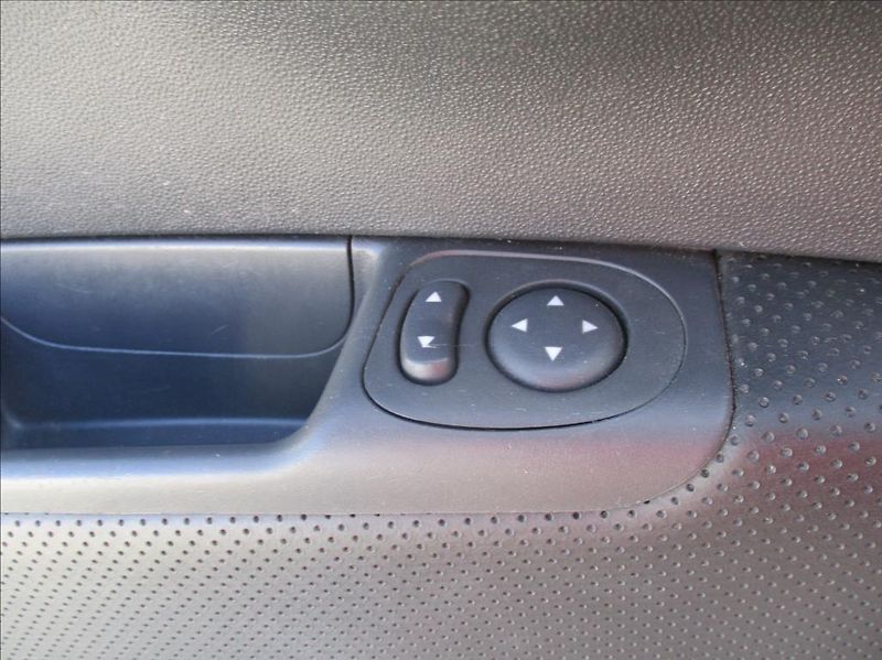 Fiat 500C 1,2 i, aut.klima,servis,Cabrio - fotka 20 z 27