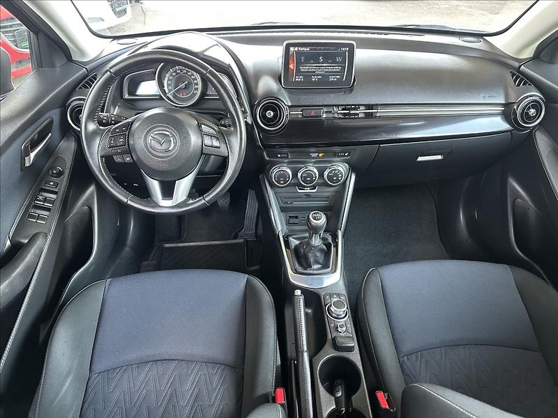 Mazda 2 1,5 - fotka 13 z 25