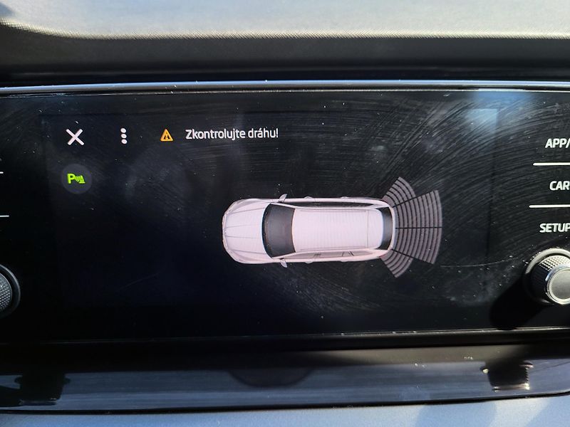 Škoda Octavia IV combi 2.0 TDi AMBITION *ČR - fotka 16 z 47
