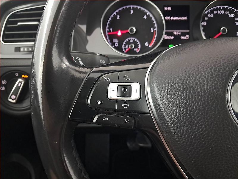 Volkswagen Golf (2019) 1.6 TDI, Kůže, Tempomat - fotka 15 z 18