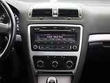 Škoda Octavia (2013) 1.6 TDI, Tempomat - náhled 10