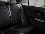 Mercedes-Benz Třídy C (2026) C 220 d 4MATIC Edition 140 Yea - náhled 8