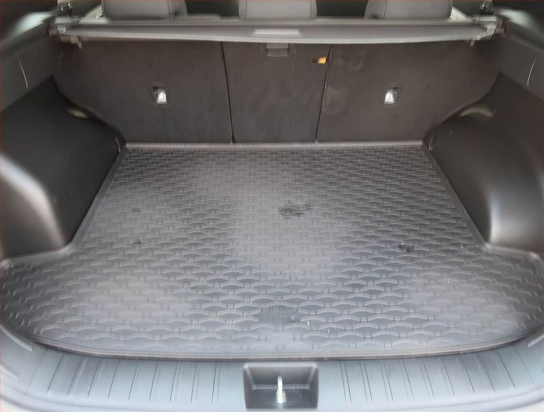 Hyundai Tucson (2021) 1.6 T-GDI, Serv.kniha, Navi - fotka 14 z 18