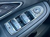 Mercedes-Benz Třídy C (2015) 220 BluTEC kombi - náhled 19