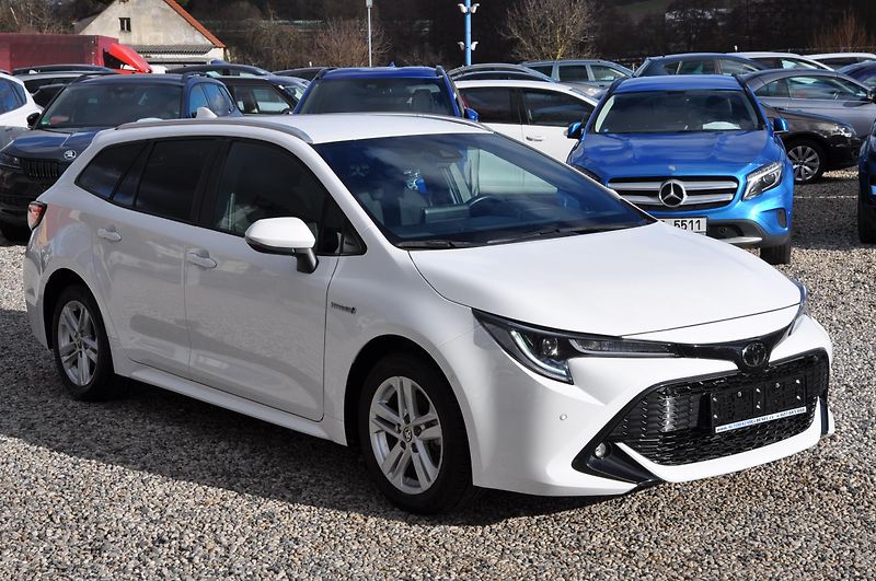 Toyota Corolla 1.8 Hybrid 72kW KOMBI - fotka 2 z 18