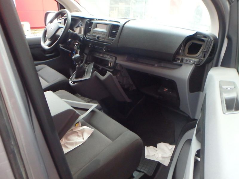 Toyota ProAce Verso  Verso L2  NG16 .0D 4D 140 - fotka 11 z 13