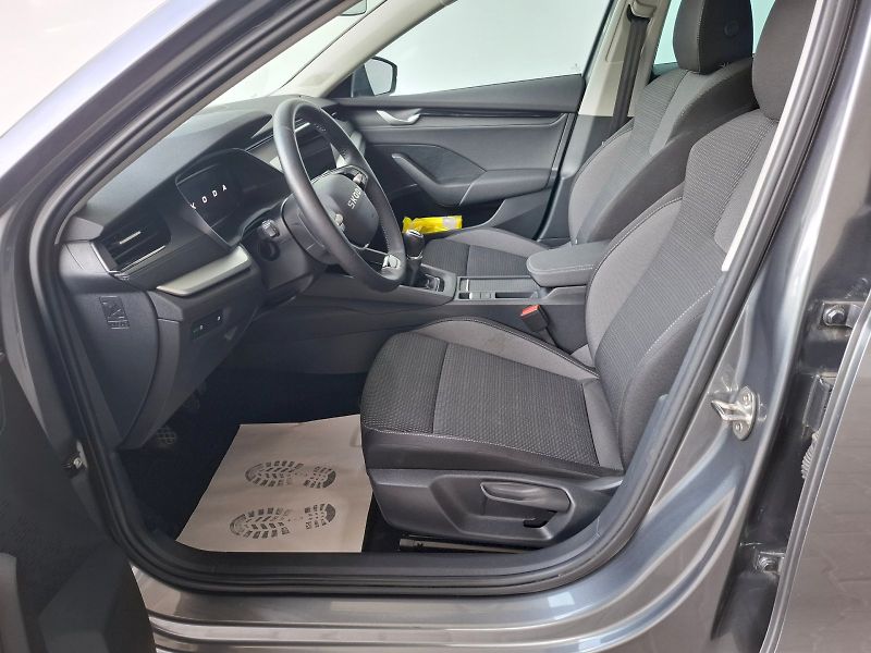 Škoda Octavia (2025) SELECTION TD 85/2.0 M6F - fotka 7 z 28