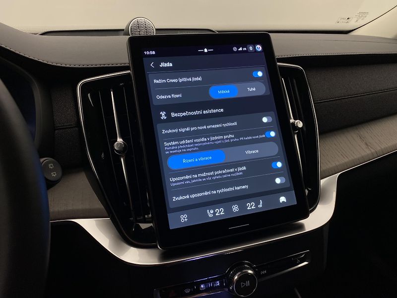 Volvo XC90 T8 AWD RECHARGE BRIGHT PLUS 7m - fotka 53 z 67