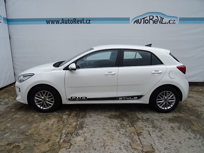 Kia Rio (2019) 1.2i,61kW,1majČR,S.kn,navi - fotka 6 z 24