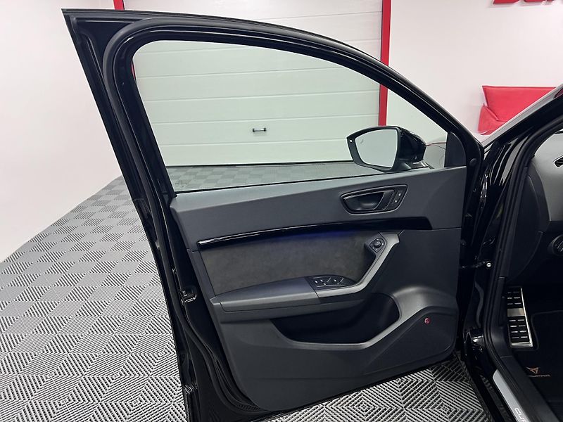 Cupra Ateca 2.0 TSI 221 kW REZERVACE - fotka 15 z 54
