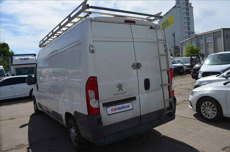 Peugeot Boxer (2016) 2,2 D - fotka 6 z 19