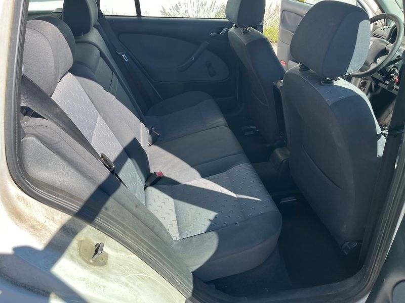 Škoda Octavia (2003) 1.9 TDI Tažné,nová STK - fotka 11 z 14