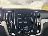 Volvo V60 B4 2.0/145kW 1.majitel 4x4 - náhled 22