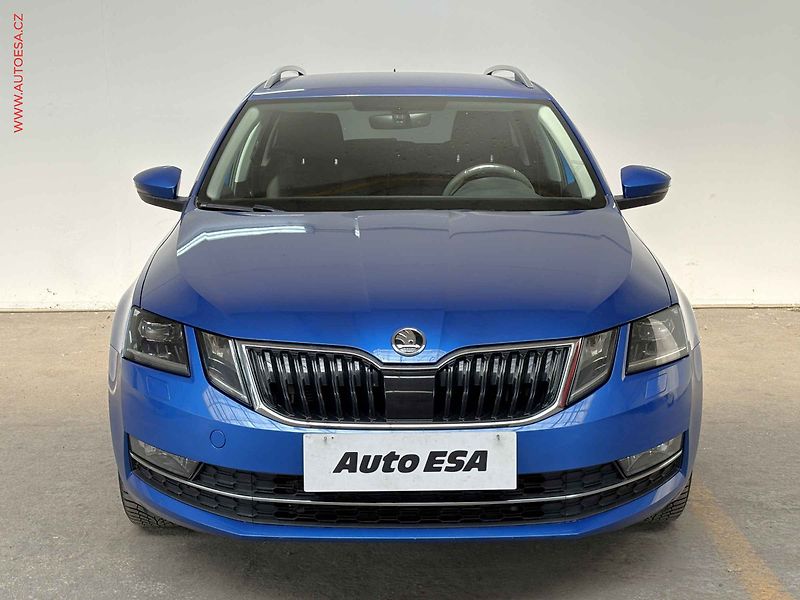 Škoda Octavia (2019) 2.0 TSi, Style, DSG, LED, TZ - fotka 2 z 16