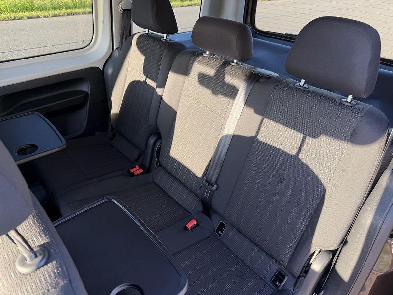 Volkswagen Caddy (2016) 2,0TDI LED 1MAJITEL r.1949 - fotka 41 z 76