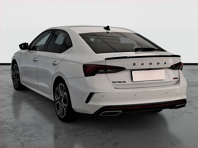 Škoda Octavia (2021) RS 2.0 TSI - fotka 4 z 17