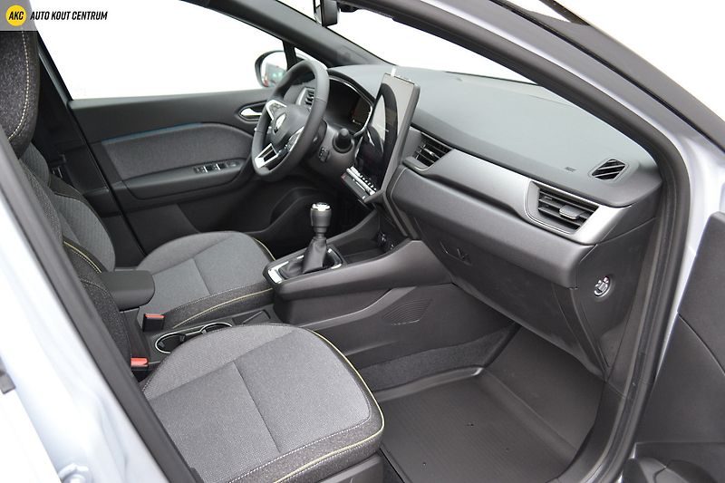 Renault Captur techno mild hybrid 140 - fotka 11 z 49