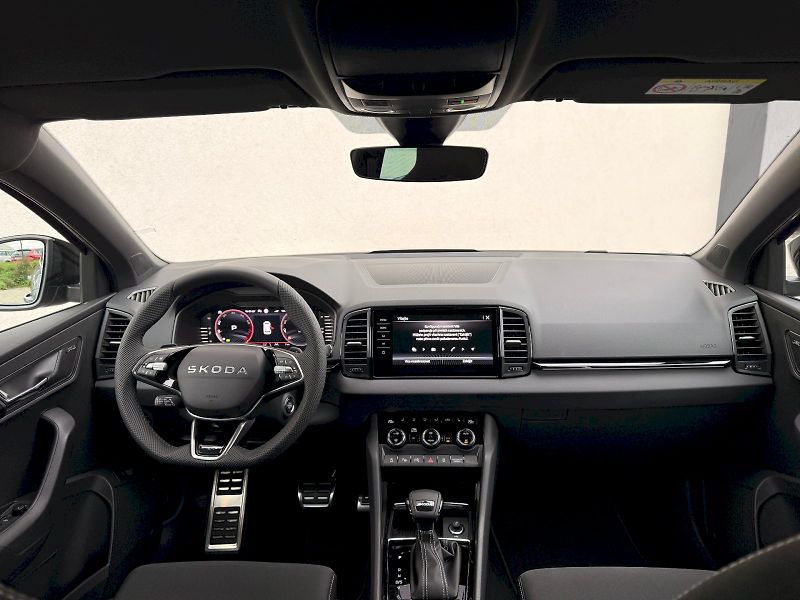 Škoda Karoq (2025) SPORTLINE TSI 1.5/110KW 7AP - fotka 34 z 35
