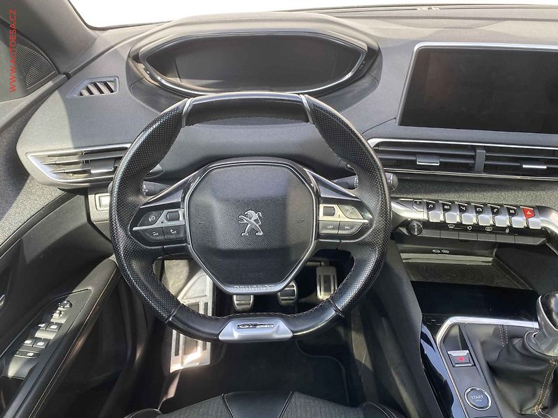 Peugeot 3008 (2018) 1.5 HDi, GT Line, LED, panor - fotka 11 z 18