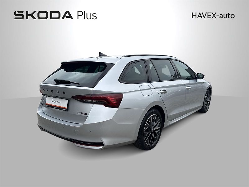 Škoda Octavia (2025) Combi 1.5 TSI DSG Sportline - fotka 2 z 35