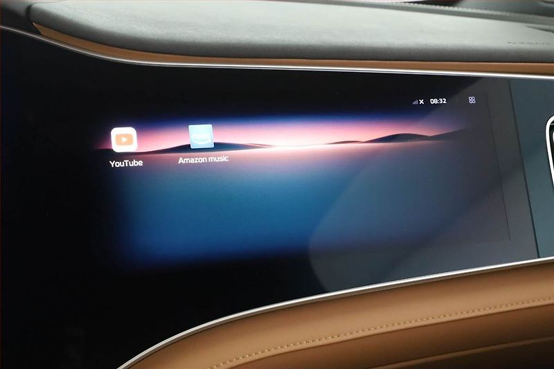 Rising Auto F7 (2025) 77 kWh RWD, SoH 100% - fotka 25 z 31