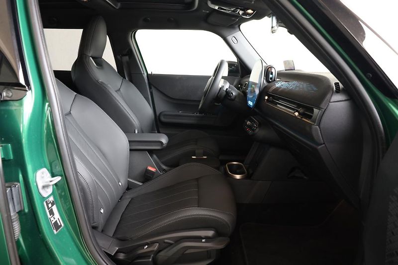 Mini Cooper C 5dveř - fotka 11 z 15