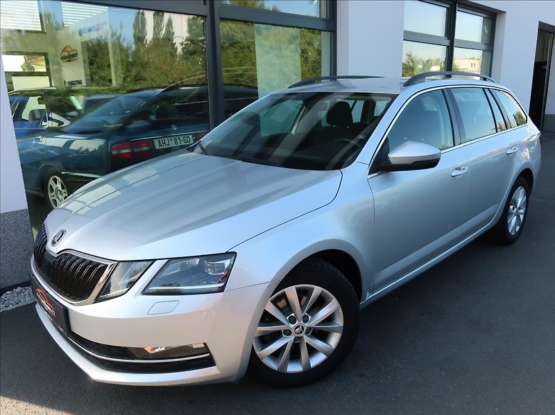 Škoda Octavia 1,6 TDi,85kW,Style,ČR,serv.kn. - fotografie inzerátu