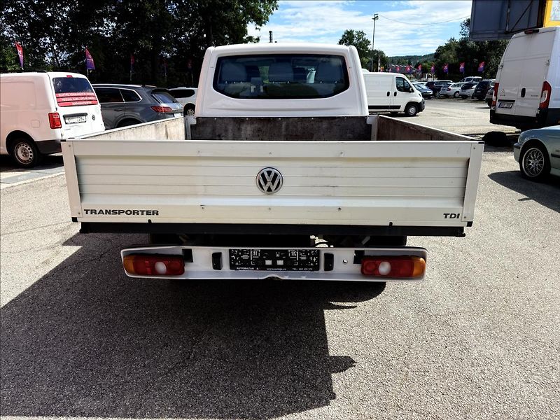 Volkswagen Transporter 2,0 TDi  6 Míst - fotka 6 z 24