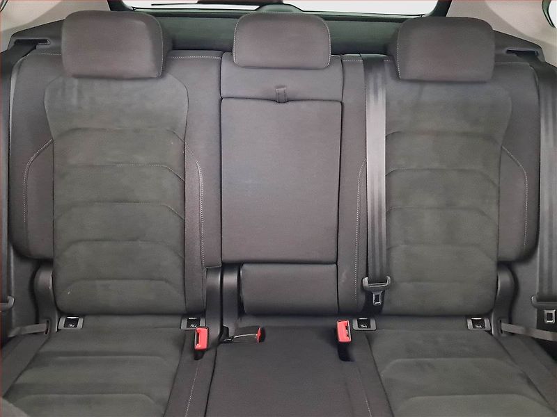 Volkswagen Tiguan (2018) 2.0 TDI, Automat, Serv.kniha - fotka 10 z 19