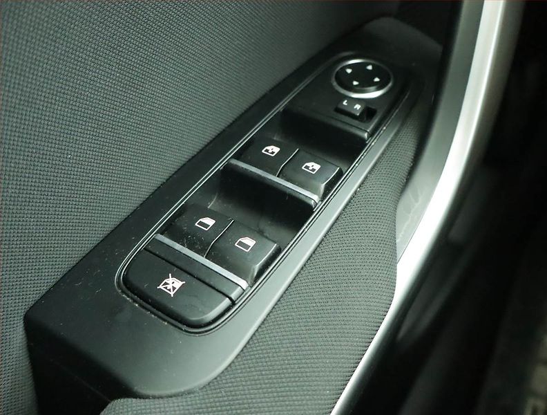 Kia Ceed (2023) Spin 1.0 T-GDI, SPIN, DPH - fotka 16 z 18