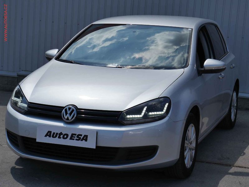 Volkswagen Golf (2011) 1.2 TSi, Trendline - fotka 3 z 16