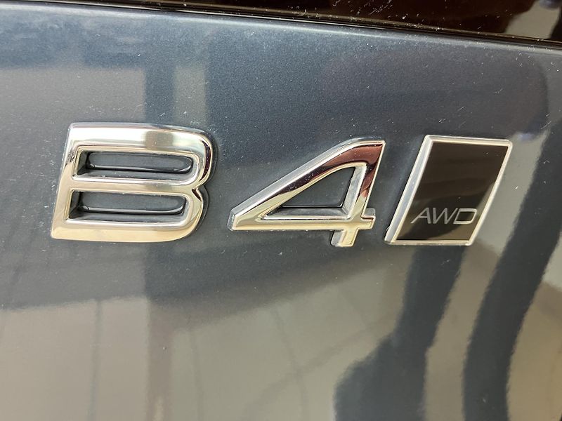 Volvo V90 B4 AWD Momentum PRO AT8, ČR - fotka 9 z 42