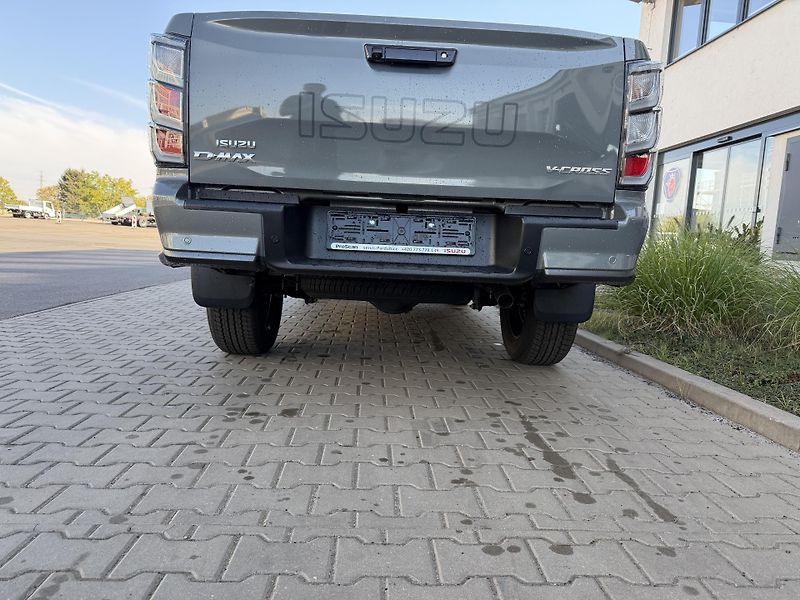 Isuzu D-Max (2026) Double Cab 2,2l V-CROSS A/T - fotka 14 z 20