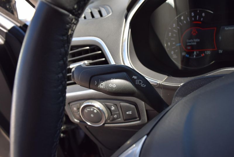 Ford S-MAX (2019) 2.0TDCi 110kw TITANIUM LED KAM - fotka 34 z 50