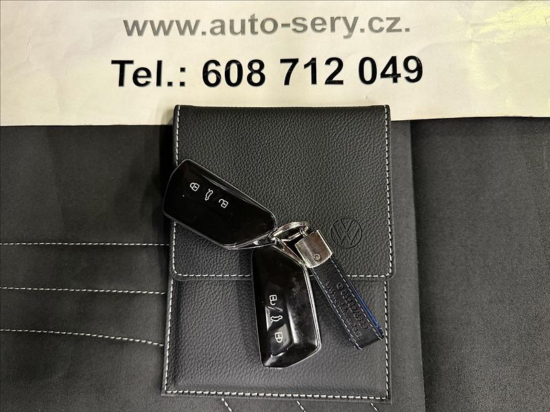 Volkswagen ID.4 150kW PRO PF. TAŽNÉ MATRIX LED - fotka 40 z 41